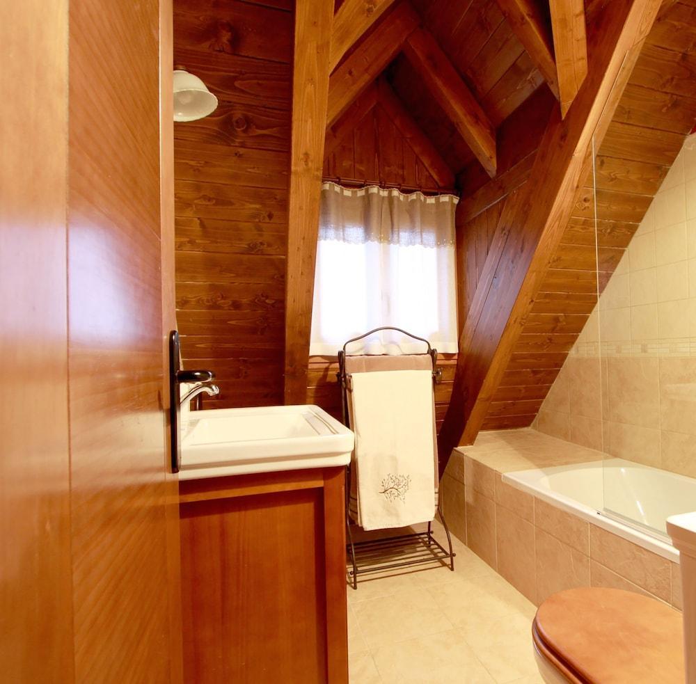 Charming Escarrilla Apartment Bagian luar foto